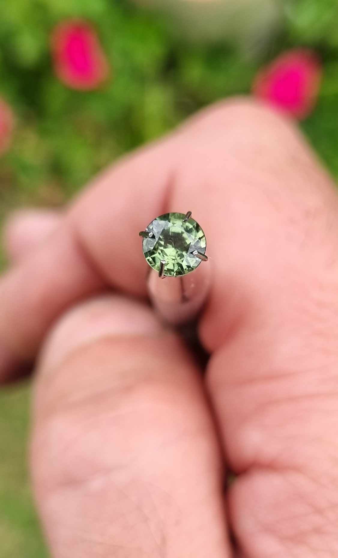 Green Sapphire 5.67mm